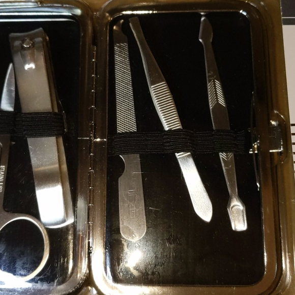 Grooming Kit - Picture 5 of 8